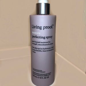 Living proof restore protective spray